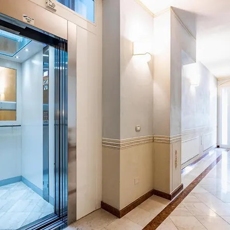 Alice Lägenhet Lucca